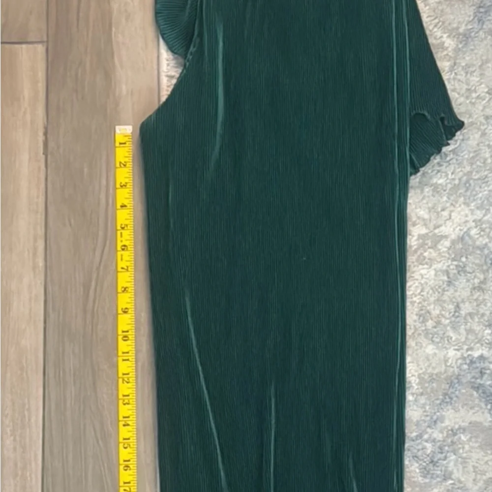 Elegant Green Jumpsuit - Picture 7 of 7